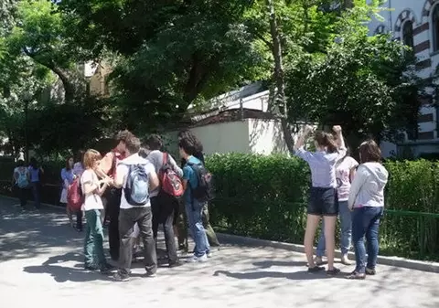 Surpriză de proporţii pentru elevi şi studenţi! Ce le pregătesc aleşii neamului