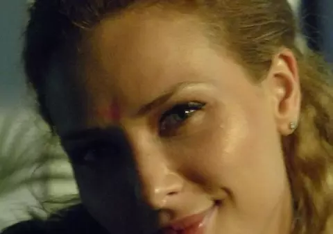 MISTERUL despre ANGAJAREA IULIEI la BOLLYWOOD  a fost ELUCIDAT! Vezi ce se va întâmpla!