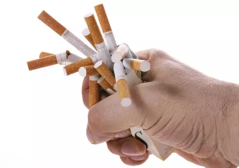 TOŢI FUMĂTORII VOR FI AFECTAŢI DE ACEASTĂ DECIZIE! Uite ce a hotărât azi Parlamentul European