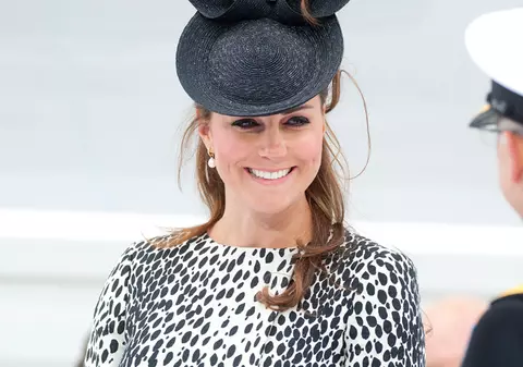 VEŞTI DIN LONDRA! Kate Middleton A FOST DUSĂ CU ELICOPTERUL SĂ NASCĂ