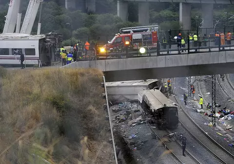 Conductorul "TRENULUI MORŢII" din Spania refuză să răspundă la întrebările anchetatorilor
