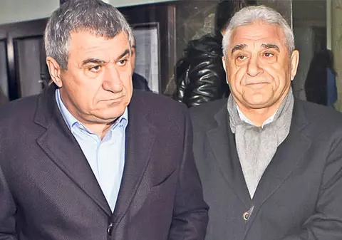 În FAMILIILE MACHEDONEŞTI, FEMEIA CONDUCE. Vezi ce AMINTIRE EMOŢIONANTĂ îi păstrează Victor şi Giovanni Becali MAMEI lor!