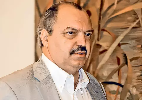 Socaciu îşi minte fiul că nu are casă