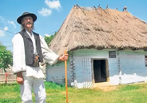 TURISM | Reface drumul lui Badea Cârţan