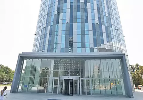 Vino să vezi Bucureştiul de la 125 m! Începând de azi, cea mai înaltă clădire din România poate fi vizitată | FOTO