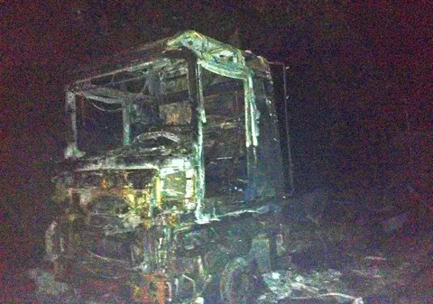 Un camion a luat foc într-un tunel! Zeci de persoane, intoxicate cu fum