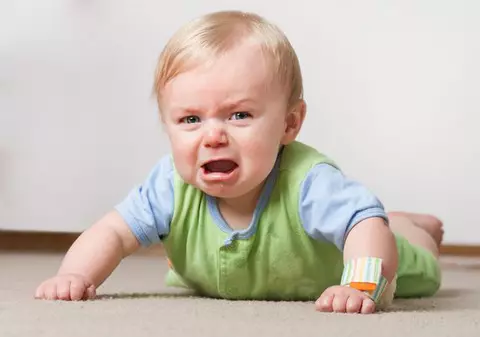 Bebe e pe drum? 7 lucruri pe care să te grăbeşti să le faci până la sosirea lui