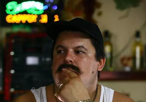 Momente de groază pentru un cunoscut actor român! Locuinţa i-a fost spartă în timp ce soţia şi copilul său se aflau în casă 