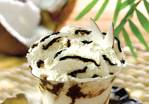 PE FINAL DE VARĂ, O SUPER-REŢETĂ! Îngheţată de cocos