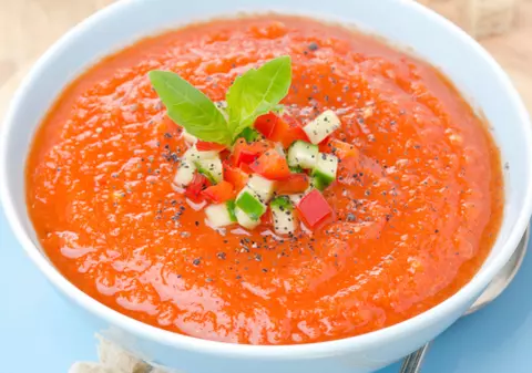 Supă rece: Gazpacho Andaluz