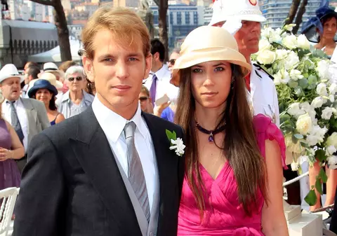 FAMILIA REGALĂ din Monaco, TRADIŢII ÎNCĂLCATE! Nepotul principelui se ÎNSOARĂ, după ce a făcut un copil! Sora lui este şi ea ÎNSĂRCINATĂ, dar nu şi căsătorită!