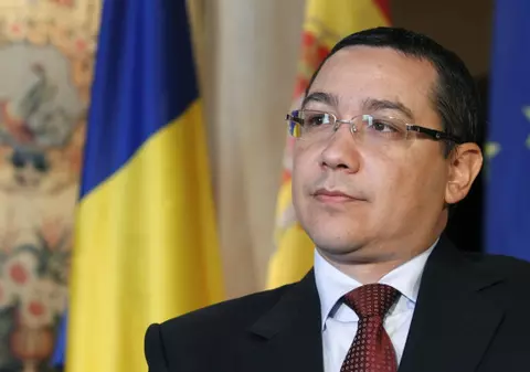 Vei fi ULUIT să afli de la cine ia Victor Ponta lecţii de guvernare