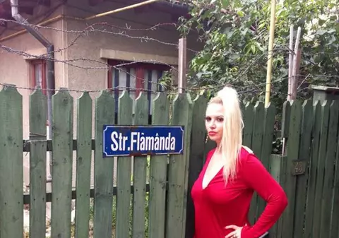 Oana Lis, LA "BOTUL" TEASCULUI. "Prea bun, prea ca la ţară" | FOTO INEDIT 