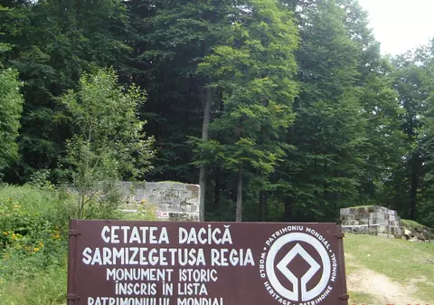 Drumul spre Sarmizegetusa Regia, dat în folosință primăvara aceasta, distrus