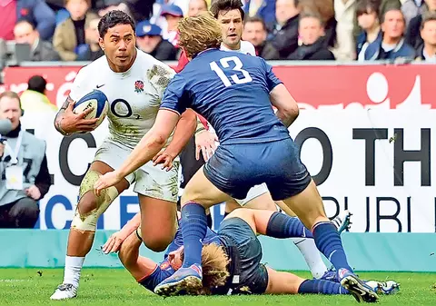 Rugbistul englez Manu Tuilagi l-a ironizat pe David Cameron, şeful guvernului britanic! FOTO