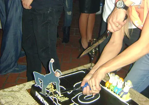 EXCLUSIV: Uite cum s-au distrat vedetele invitate la ziua lui Cornel Păsat! FOTO