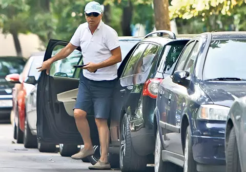 EXCLUSIV | Geoană, nevastă-ta știe unde te-ai dus așa camuflat? FOTO