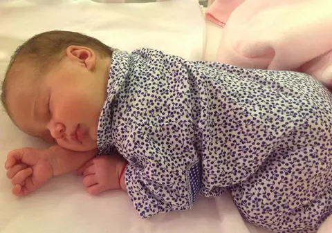 Traian Băsescu a postat fotografii cu nepoata. GALERIE FOTO inedită cu Sofia Anais