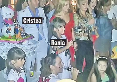 Adrian Cristea îşi curtează fosta nevastă