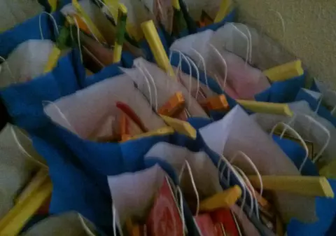 Angajaţii de la ”Interne” vor dona rechizite copiilor din Galaţi afectaţi de inundaţii