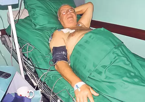 Arşinel RĂSPUNDE REPLICILOR NEMILOASE ale lui Bendeac: "Atacă un om AFLAT LA PĂMÂNT! Este RUŞINOS!"