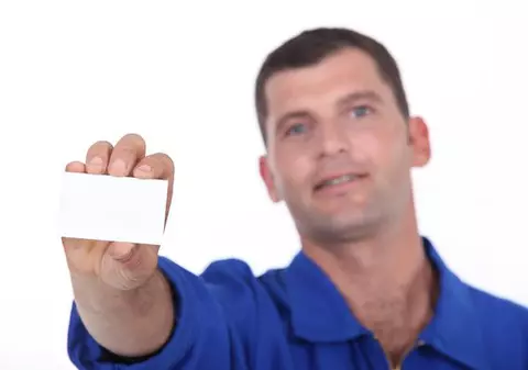 Porţi un nume ruşinos? Uite cum îl poţi schimba