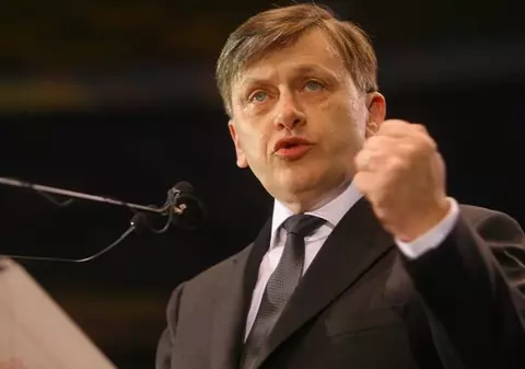 Radu Mazăre îl laudă pe Antonescu: «Bravo lui! A avut ouă de data asta» 