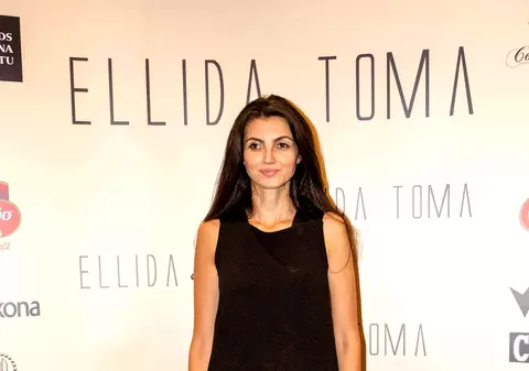 Designerul român Ellida Toma  și-a lansat prima colecție. Cinema by Ellida Toma – un tribut adus feminității