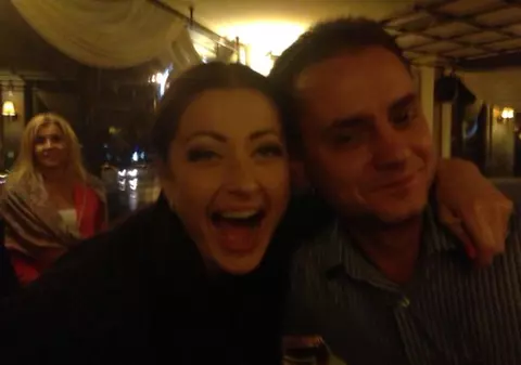 CE S-A MAI DISTRAT GABI CRISTEA! LIPITĂ TOATĂ NOAPTEA DE UN BĂRBAT! | FOTO
