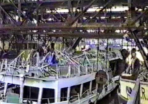 Imagini de colecţie: 24 de ani de la cea mai mare catastrofă fluvială din România!