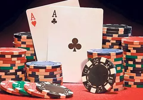 Joci poker pe net, ești obligat să-ți dai numele și datele din buletin