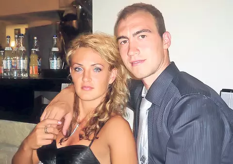 Logodiţi cu succesul! Soţ şi soţie, Valentin şi Renata Ghionea evoluează în Liga Campionilor la handbal