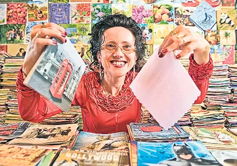 Record mondial! Are cea mai mare colecţie de şerveţele