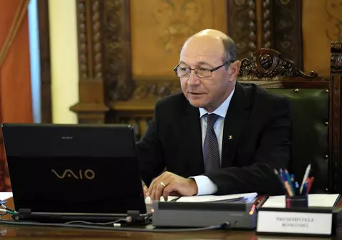 Traian Băsescu a dezvăluit CE ÎL SCOATE DIN MINŢI la CONSILIERII LUI!
