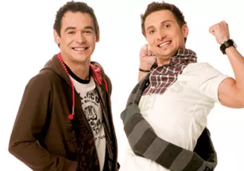 Dani şi Răzvan PLEACĂ DIN ŢARĂ! "Ne simţeam MĂGULIŢI CÂND AM AFLAT"