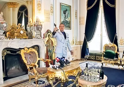 Libertatea a aflat cum decurge o zi din viaţa finanţatorului Stelei la puşcărie! Lui Gigi Becali îi cântă cocoşul la ora 6.00