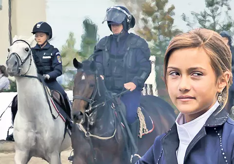 La demonstrația de intervenție antihuligani, alături de jandarmi a participat și o fetiță de 11 ani, călăreaţa Anne Marie