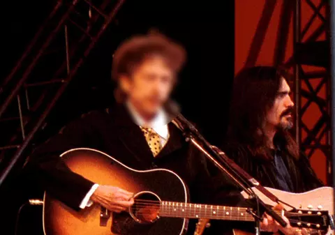 NICI NU VREA SĂ AUDĂ DE EA! Un CUNOSCUT CÂNTĂREŢ REFUZĂ SĂ MAI ŞTIE CEVA DE FIICA LUI, de când a aflat că este LESBIANĂ! FOTO