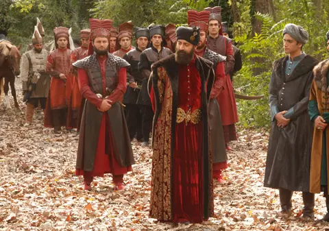 Astăzi, în “Suleyman Magnificul – Sub domnia iubirii”: Prințul Mehmet, fiul Sultanei Hurrem și Marelui Sultan, la un pas de moarte 