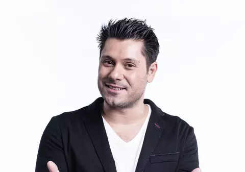 Juratul Top Chef, Tudor Constantinescu, vorbeşte deschis despre românce, dar şi despre relaţia sa cu Olena