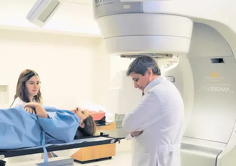 Terapia personalizată, cea mai eficientă metodă de înlăturare a tumorilor cerebrale. Speranţa de viaţă creşte cu până la 40%