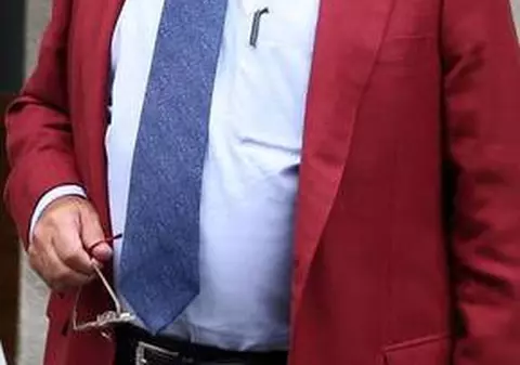 BOMBA ANULUI ÎN MASS-MEDIA ROMÂNEASCĂ. Dan Voiculescu va prelua TVR? "Ideea nu ar fi rea".