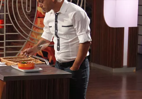 Este JURATUL CEL RĂU de la MasterChef,  însă, în realitate, are un SUFLET CA PÂINEA CALDĂ. Uite ce GEST FRUMOS a făcut SORIN BONTEA