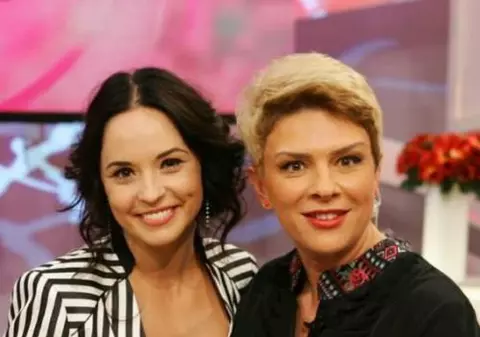 Atacul atacurilor: "Teo n-a fost niciodată o frumuseţe şi nici prea cultă n-a fost, Andreea Marin şi Ramona Bădescu au sărit de la unul la altul"
