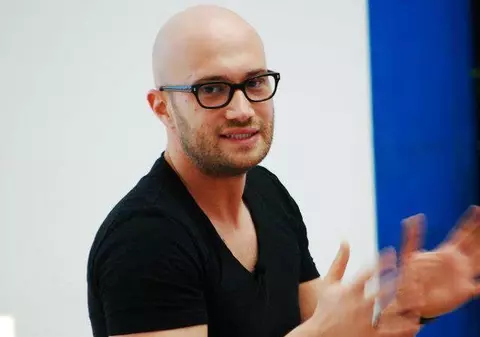 CURAJUL îl va SĂRĂCI pe Bendeac. Uite CÂŢI BANI ARE DE DAT la Antene