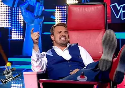 VOCEA ROMÂNIEI. DIN CAUZA LUI A RUPT HORIA BRENCIU BUTONUL DE LA SCAUN! | FOTO