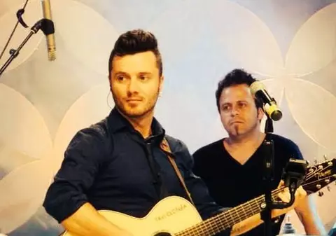 A FOST RESPINS la "VOCEA ROMÂNIEI", dar el A ÎNŢELES ALTCEVA DESPRE PRESTAŢIA LUI! Iată REACŢIA EMOŢIONANTĂ a IUBITULUI GABRIELEI CRISTEA, după ce nici UN ANTRENOR nu a întors scaunul