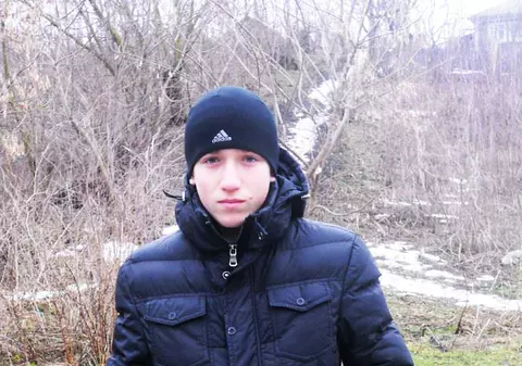 Un elev din Republica Moldova s-a spânzurat! Voia să se facă preot în patria lui, dar părinţii l-au trimis la studii în România