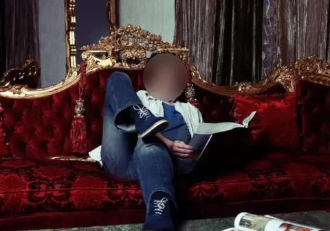 O vedetă de la noi, ÎN CÂRJE, DUPĂ UN ACCIDENT! "S-ar putea să am nevoie de operaţie"