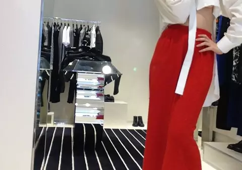 Iulia Albu, FĂCUTĂ PRAF de către una dintre VEDETELE PE CARE LE-A CRITICAT:"Sfaturi nu ştie să dea despre modă"